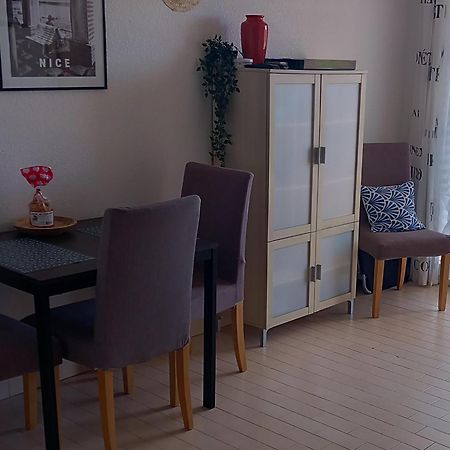Appartement Vue Mer Piscines Parking Les Coraux Agay Plage Saint-Raphaël Eksteriør billede