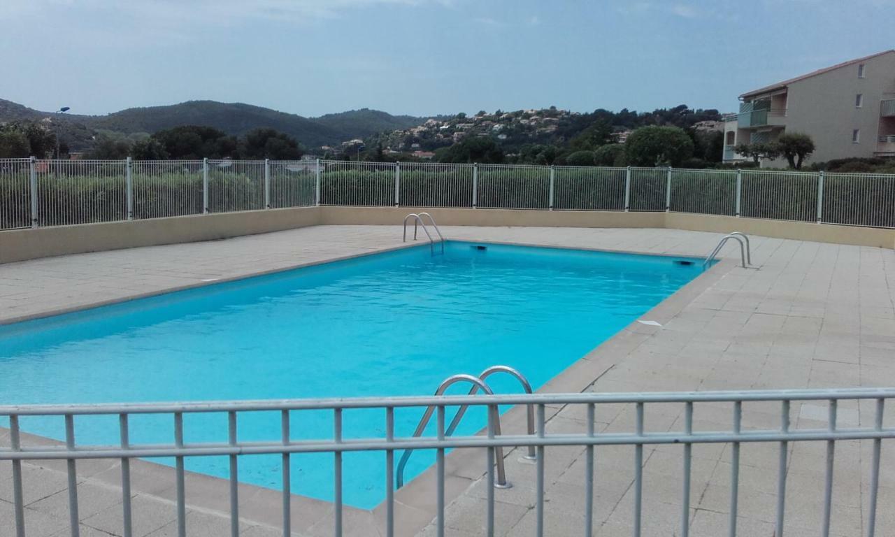 Appartement Vue Mer Piscines Parking Les Coraux Agay Plage Saint-Raphaël Eksteriør billede